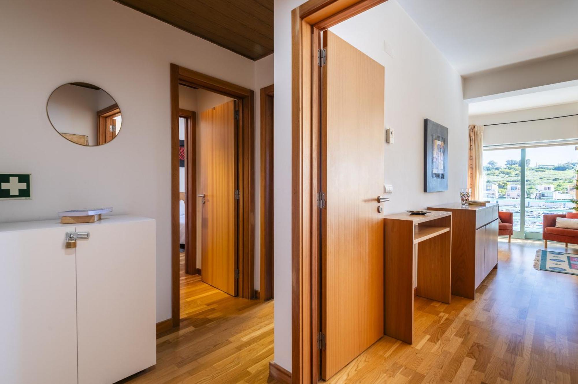 Marina Breeze Apartment With Pool - 900M From The Beach 알부페이라 외부 사진